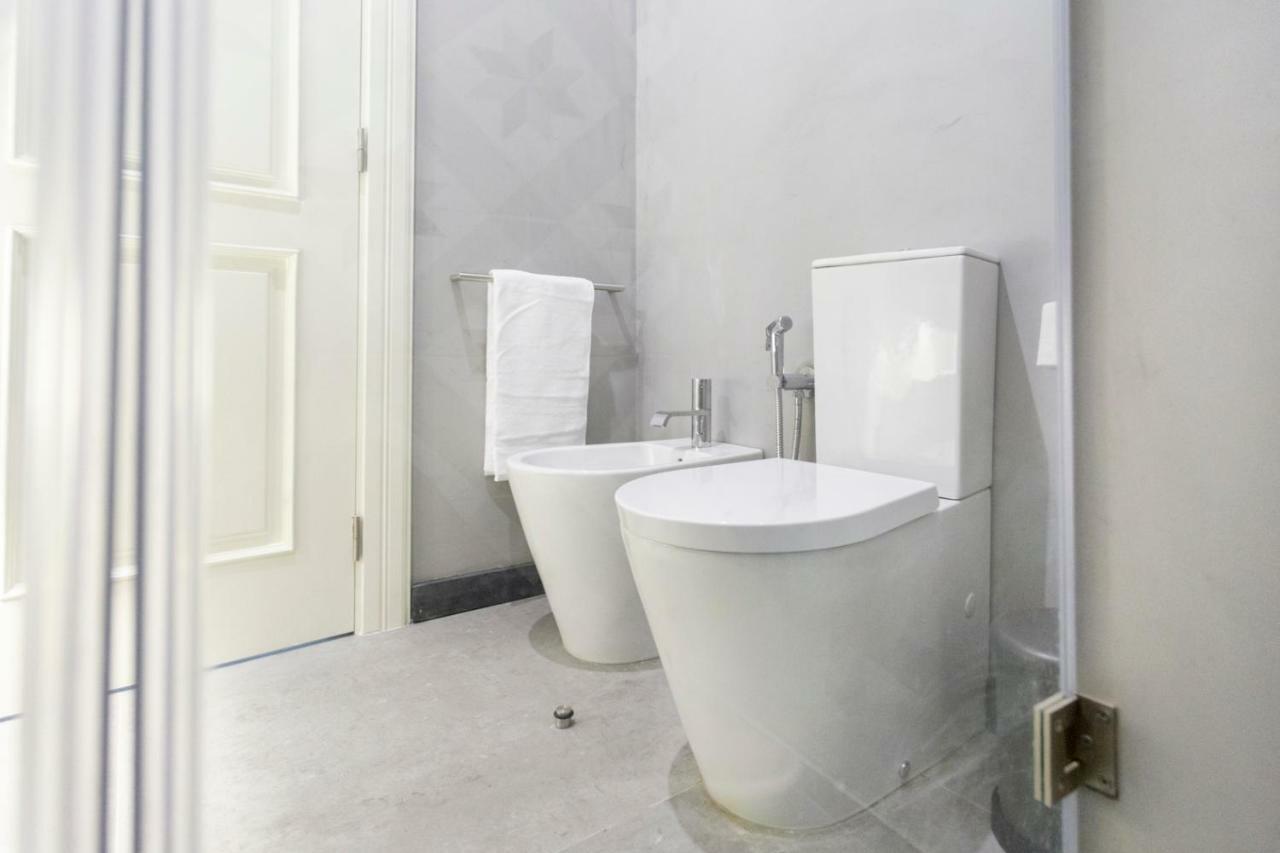 Joivy Wonderful 2Br Flat In The City Centre Lisbon Luaran gambar